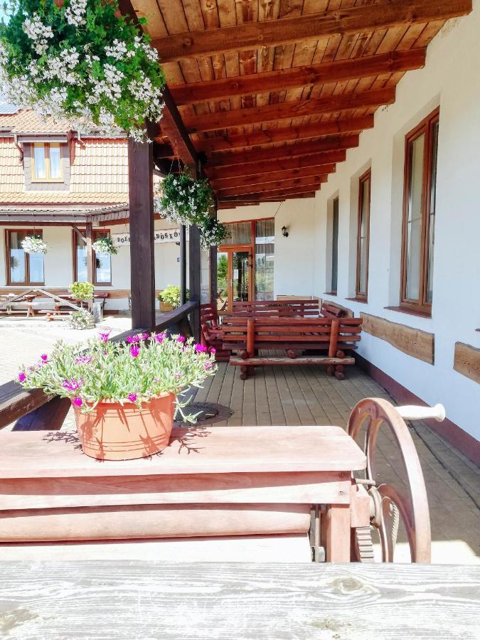 Zajazd Dolina Sadosiów Godkowo Exterior foto