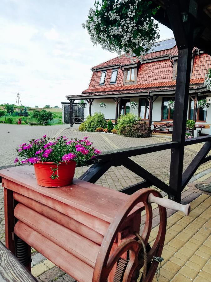 Zajazd Dolina Sadosiów Godkowo Exterior foto